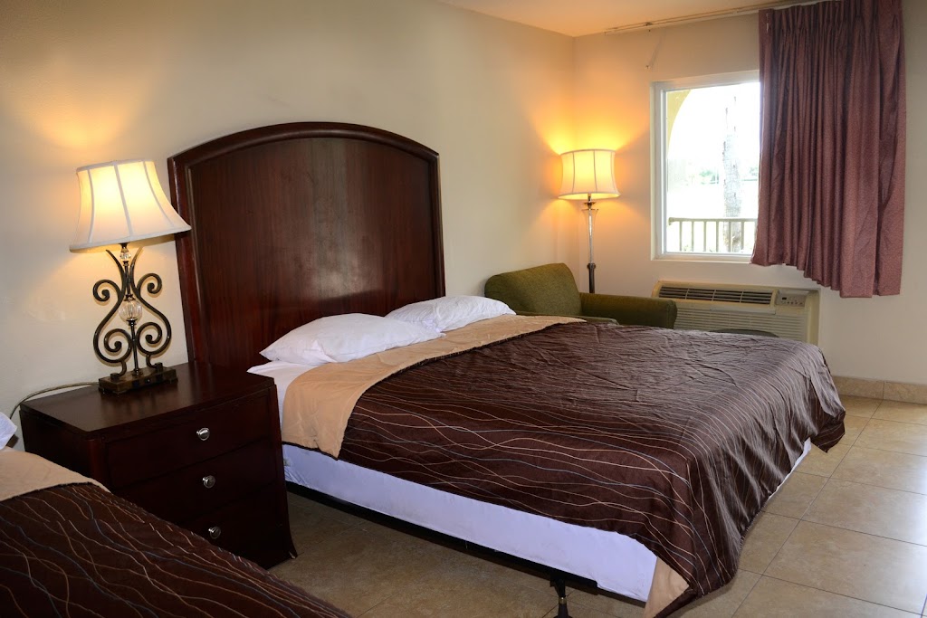 Serena Inn | 9400 US-192, Clermont, FL 34714, USA | Phone: (863) 256-5657