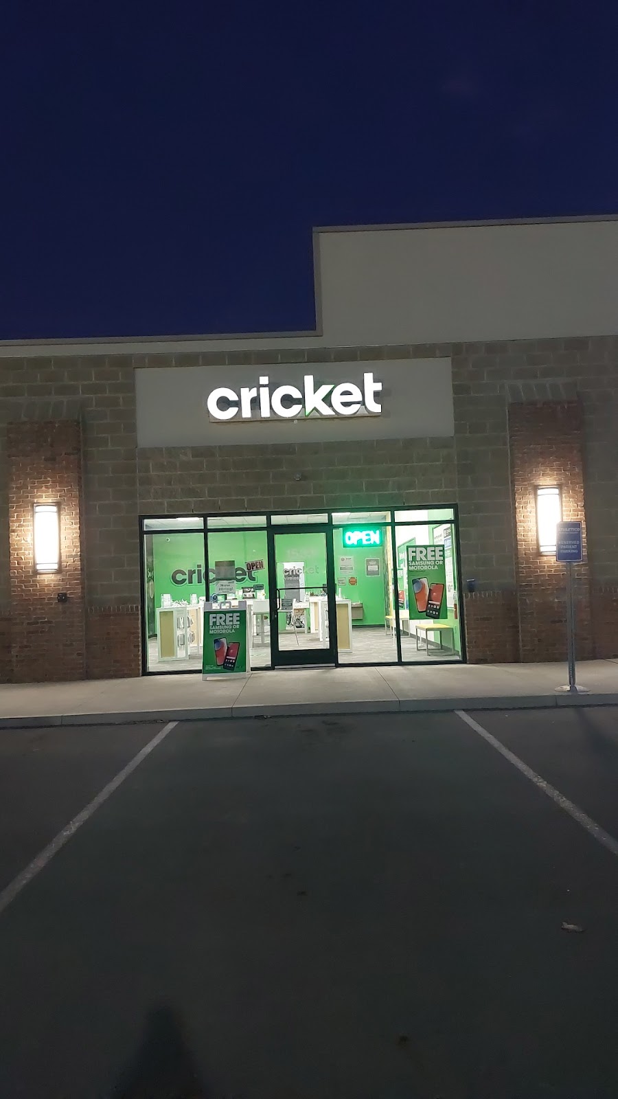 Cricket Wireless Authorized Retailer | 1533 S Court St, Circleville, OH 43113, USA | Phone: (740) 889-0309