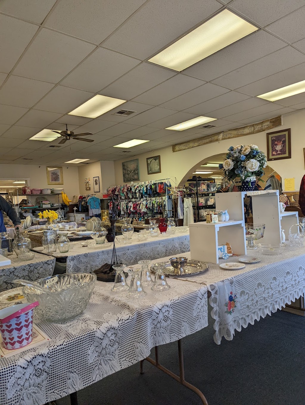 United Seniors/Thrift Shop | 475 S Moapa Valley Blvd, Overton, NV 89040, USA | Phone: (702) 397-8408