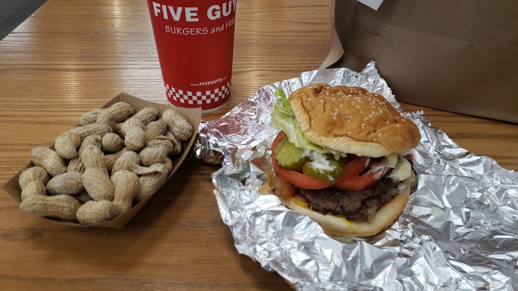 Five Guys | 2217 Concord Pike, Wilmington, DE 19803 | Phone: (302) 654-5489