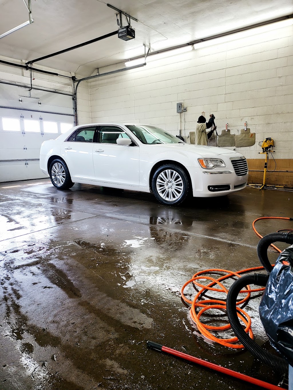 Allen & Son Auto Detailing | 321 W 12th St, Lorain, OH 44052, USA | Phone: (440) 522-7339