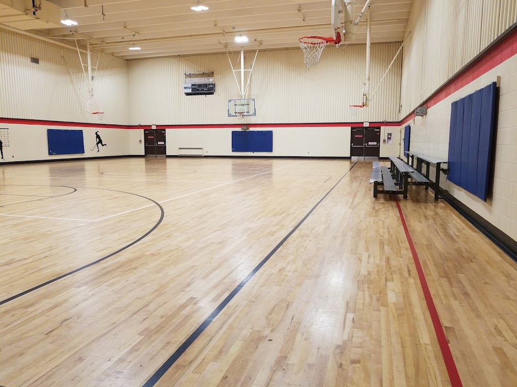 James L. Camp Jr. Family YMCA | 300 Crescent Dr, Franklin, VA 23851, USA | Phone: (757) 562-3491