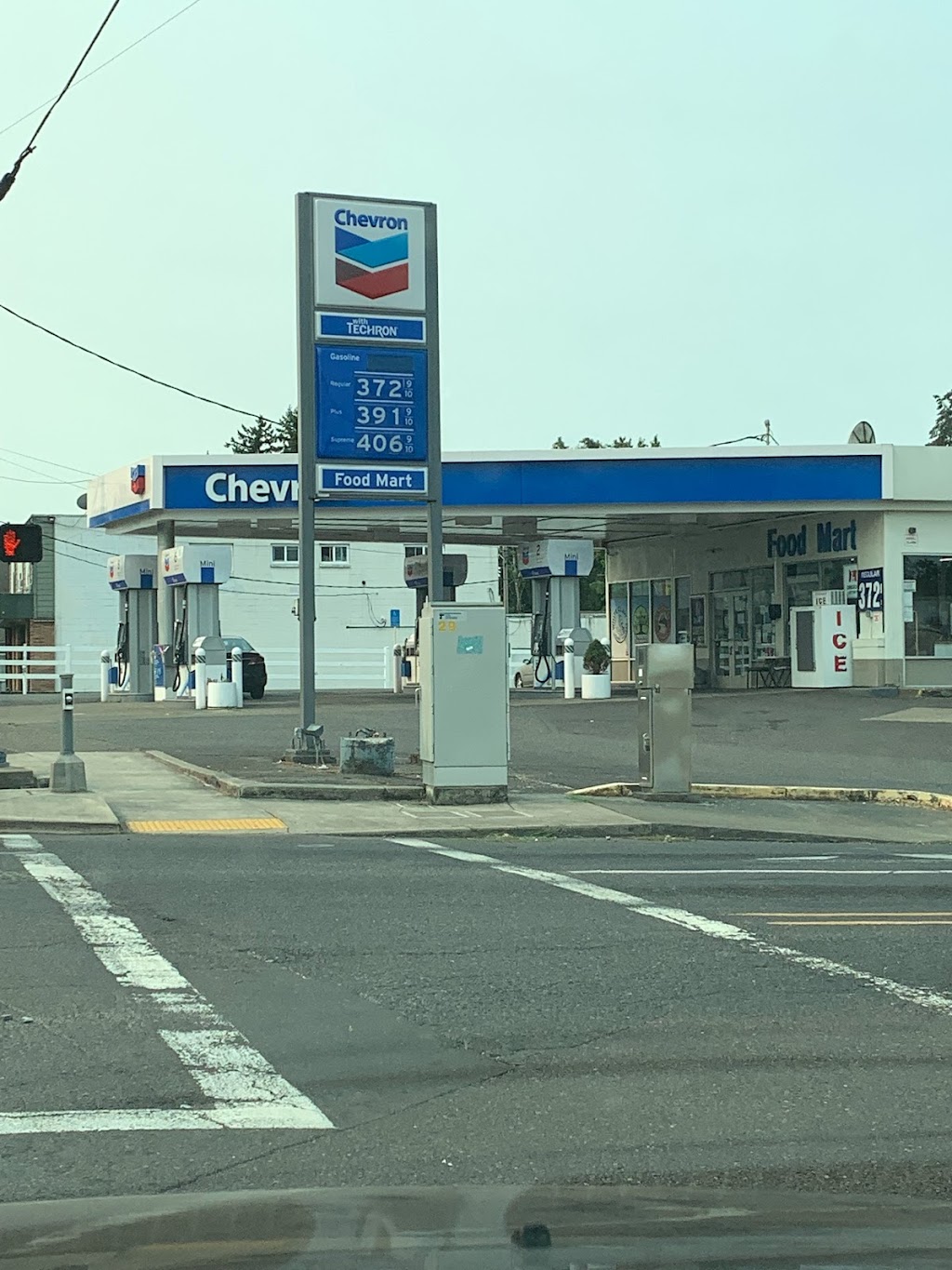 Chevron Milwaukie | 13939 SE McLoughlin Blvd, Milwaukie, OR 97267, USA | Phone: (503) 659-3514