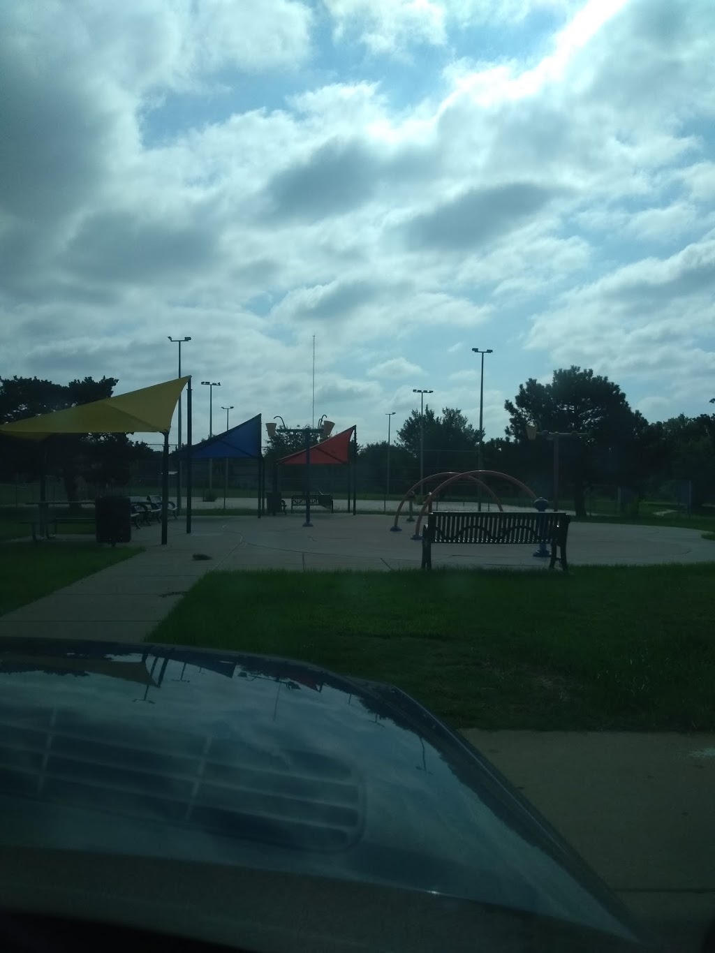 Apple Valley Park - Splash Pad | 4401 Melrose Dr, Moore, OK 73160, USA | Phone: (405) 793-5000