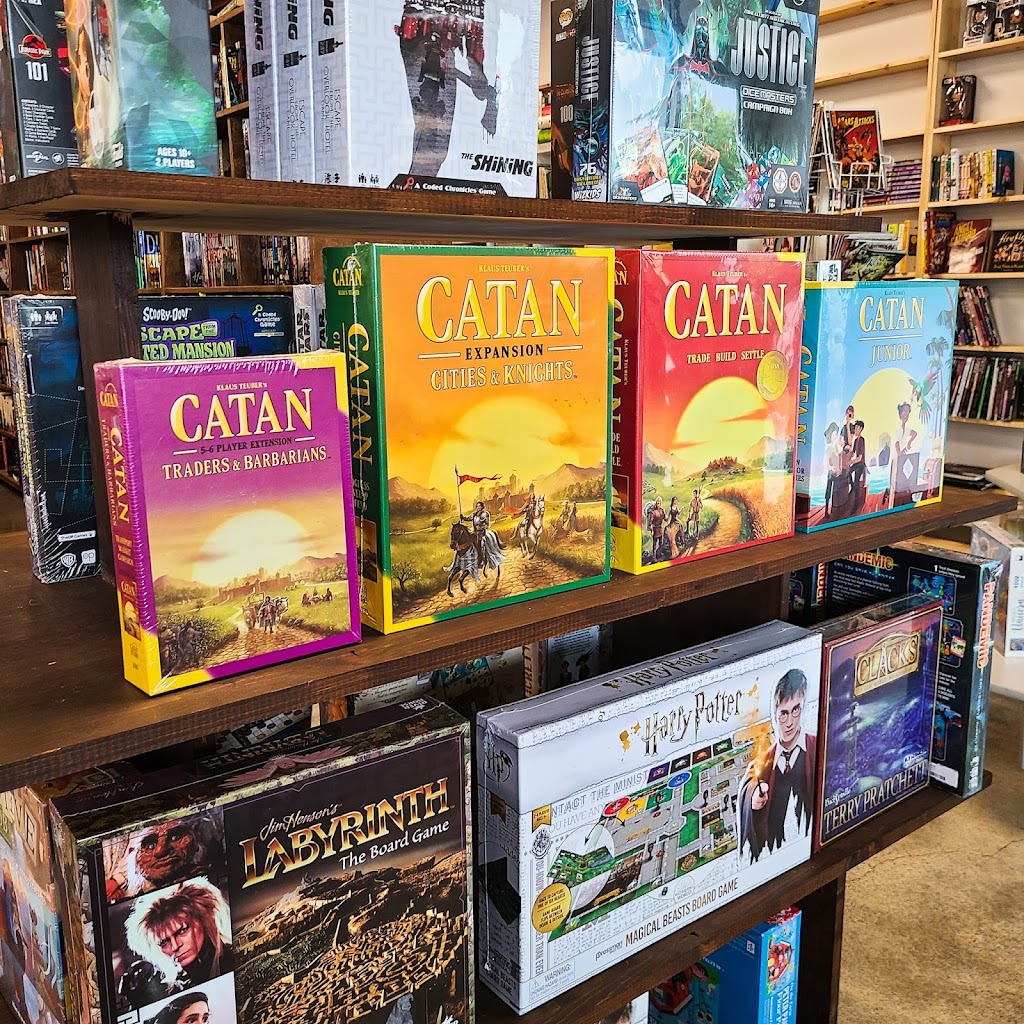 The Book Nook | 294 NW 2nd Ave, Canby, OR 97013, USA | Phone: (503) 776-8999