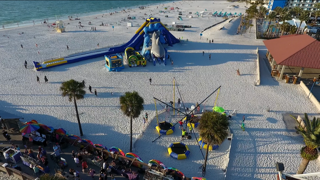 Clearwater Beach Waterslide | 7 Causeway Blvd, Clearwater, FL 33767, USA | Phone: (214) 325-0351