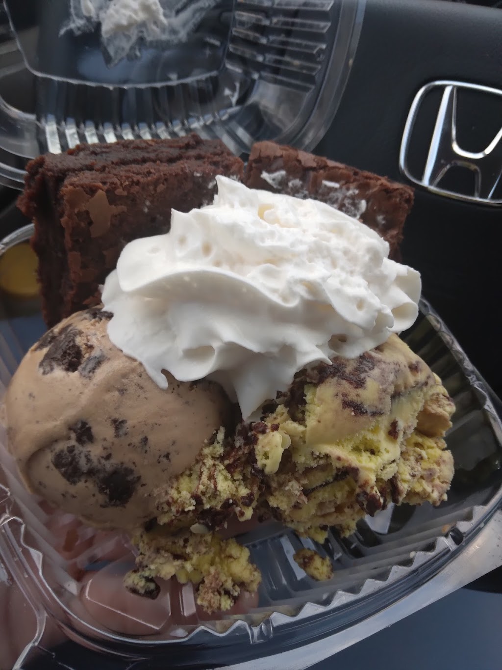 Scoops & Cones Cafe | 2841 Jerusalem Ave, Wantagh, NY 11793, USA | Phone: (516) 809-5066