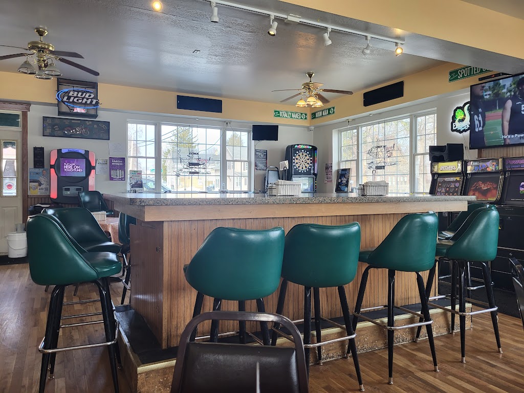 Stony Hill Bar & Grill | N5423 Cigrand Dr, Waubeka, WI 53021, USA | Phone: (262) 692-9592