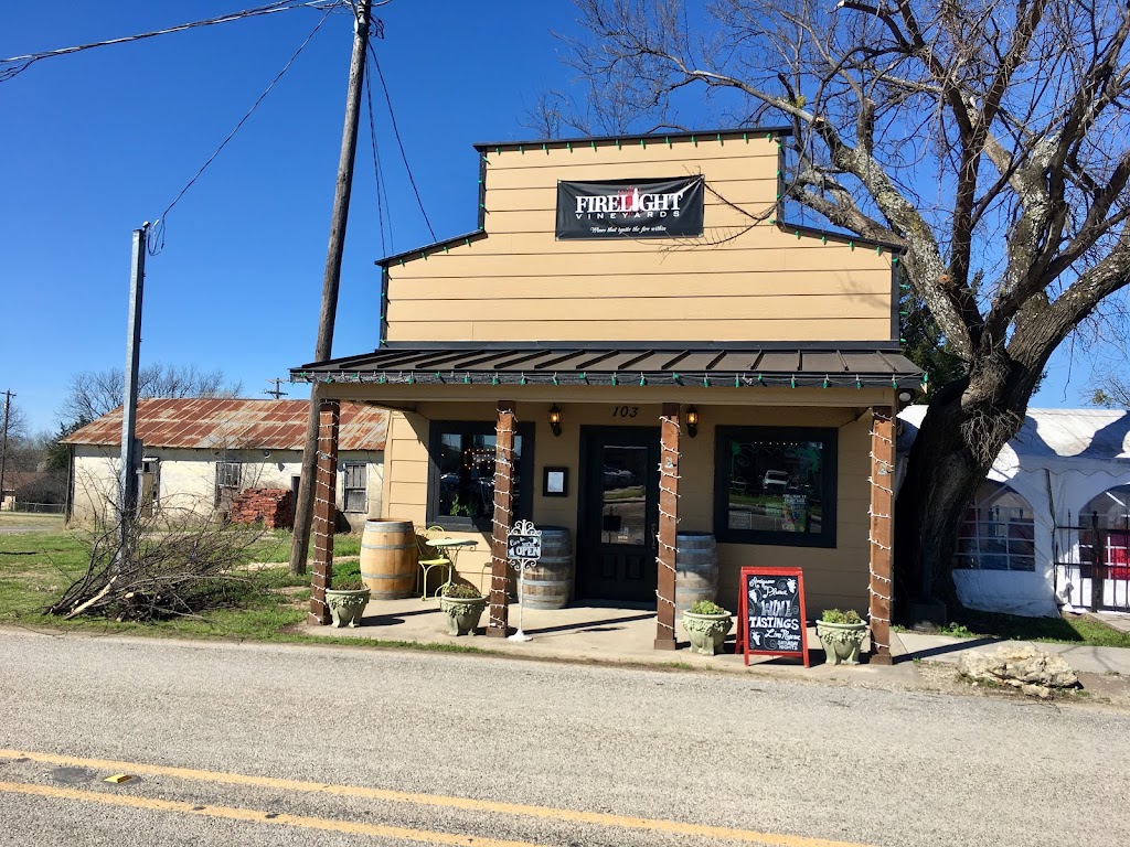 Firelight Vineyards | 103 N Lee St, Valley View, TX 76272, USA | Phone: (940) 726-1024