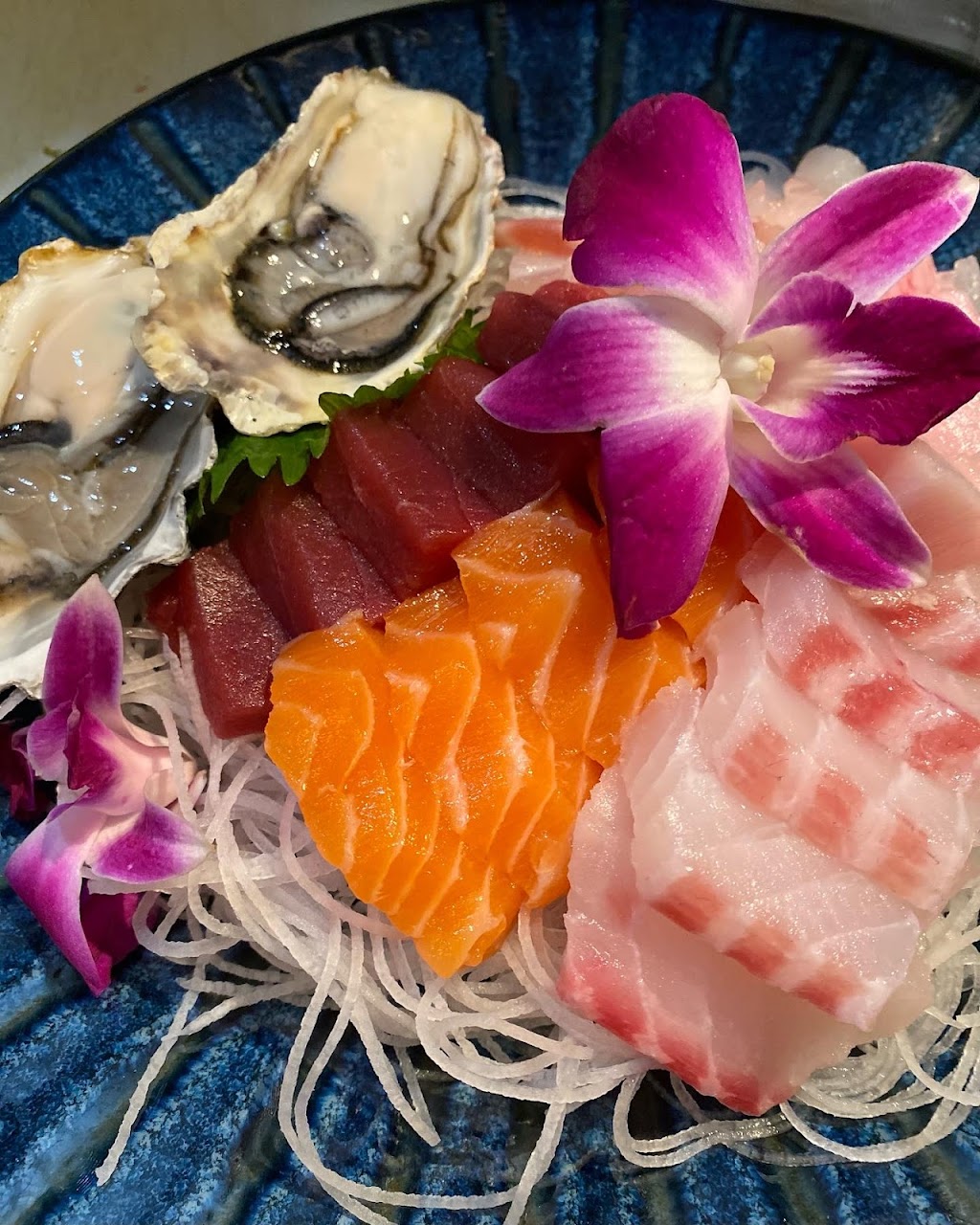 SALOON OSAKA | 100 W Imperial Ave, El Segundo, CA 90245, USA | Phone: (310) 364-1231