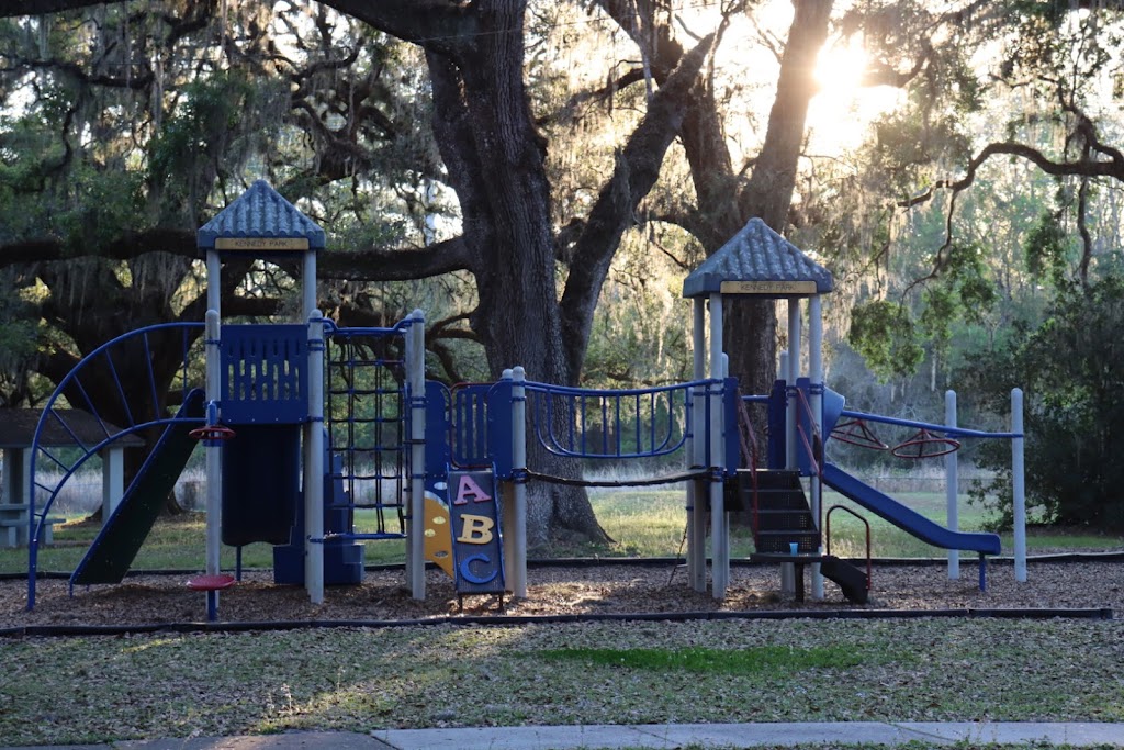 Kennedy Park | 899 Kennedy Blvd, Brooksville, FL 34601, USA | Phone: (352) 754-4031