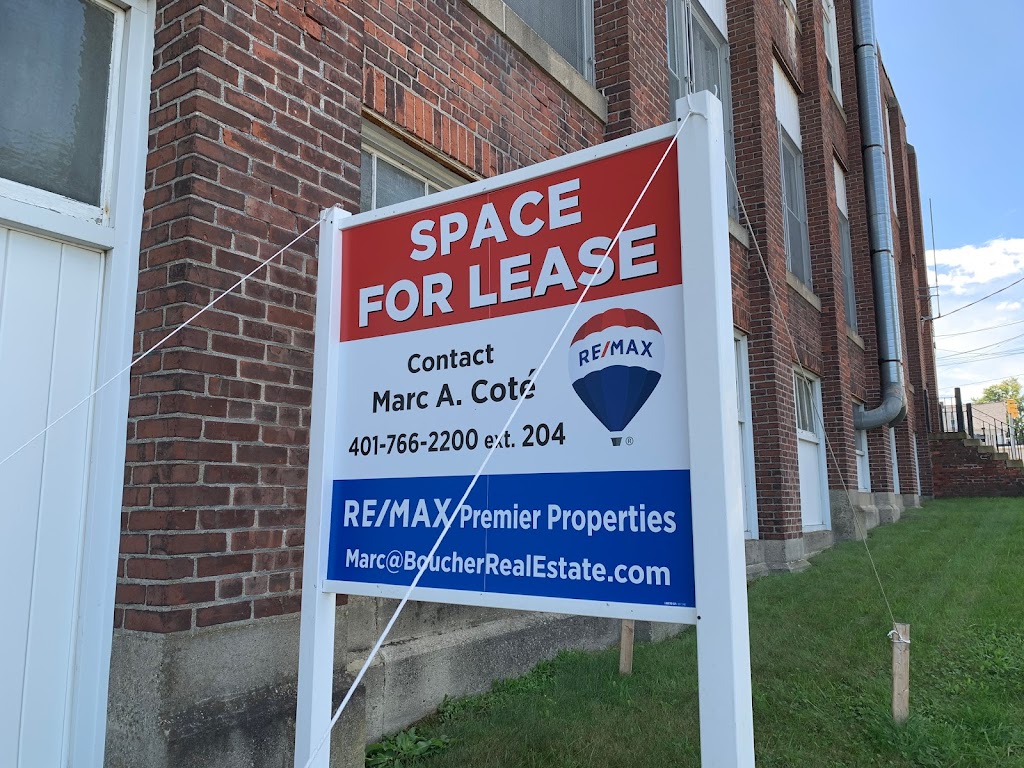 RE/MAX Premier Properties | 600 Cass Ave, Woonsocket, RI 02895, USA | Phone: (401) 766-2200