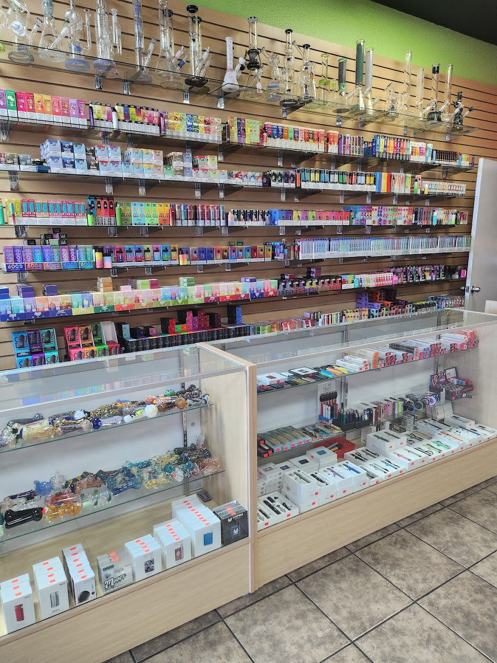 Vape Land | 2040 S Alma School Rd #15, Chandler, AZ 85286 | Phone: (480) 758-4637