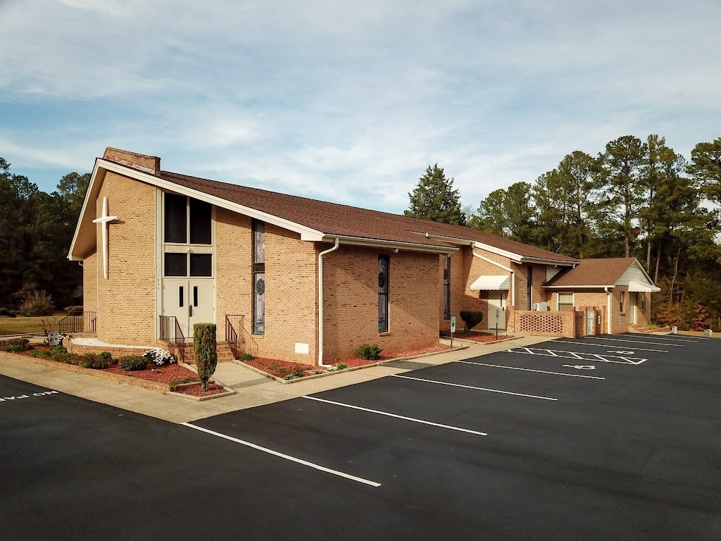 Liberty Chapel Church | 1855 Old US 1 Hwy, Moncure, NC 27559 | Phone: (919) 542-3781