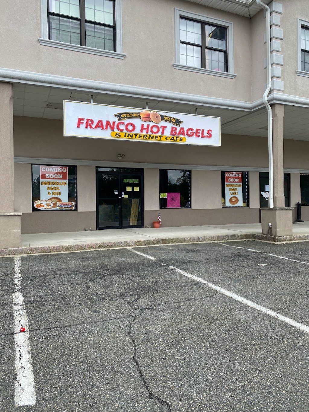 Franco Hot Bagels & Internet Cafe | 828 NJ-15 S, Lake Hopatcong, NJ 07849, USA | Phone: (973) 906-5132