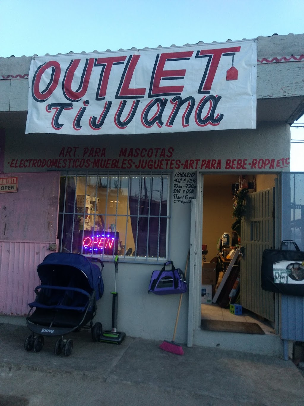 Outlet Tijuana | Desarrollo Urbanoejido Matamoros, 22206 Tijuana, Baja California, Mexico | Phone: 664 498 5468