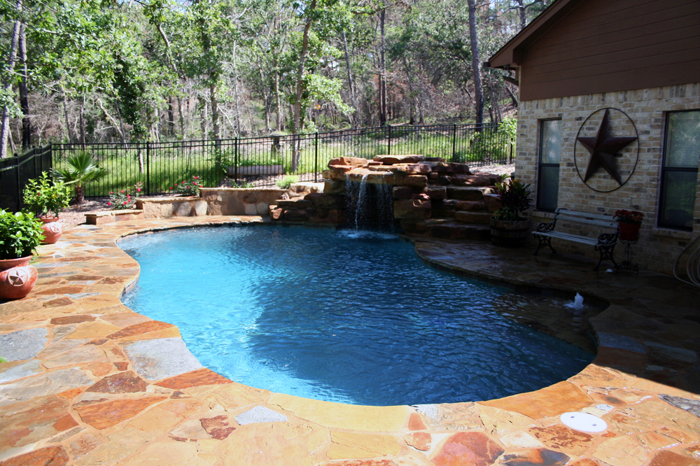 Runkles Custom Pools & Spas | 304 Perkins St, Bastrop, TX 78602, USA | Phone: (512) 321-7838