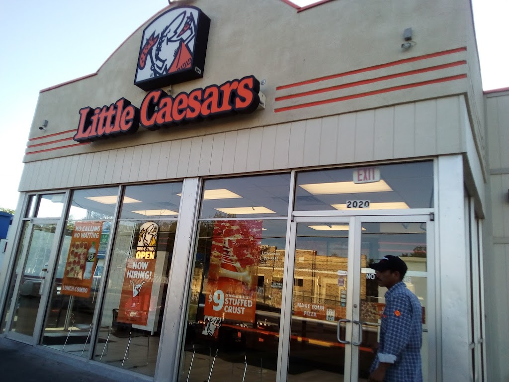 Little Caesars Pizza | 2020 Santa Maria Ave, Laredo, TX 78040 | Phone: (956) 722-8662