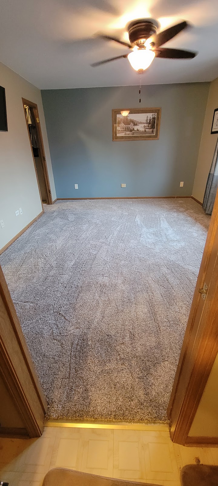 Twin Oaks Carpet | 32 E Montrose Dr, Romeoville, IL 60446 | Phone: (815) 372-2444