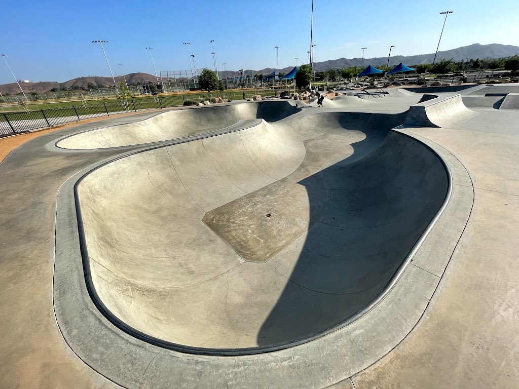 Summerly Skate Park | 18505 Malaga Rd, Lake Elsinore, CA 92530, USA | Phone: (951) 674-3124