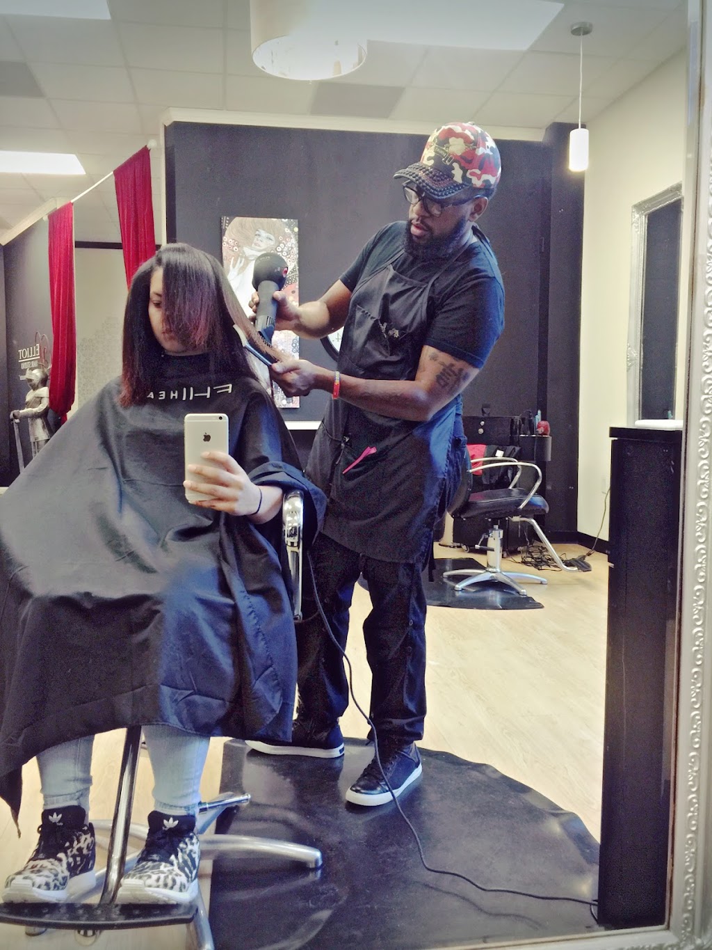 D Elliots Hair Studio | 520 Collins-Aikman Dr suite 133-c, Charlotte, NC 28262, USA | Phone: (704) 560-4688