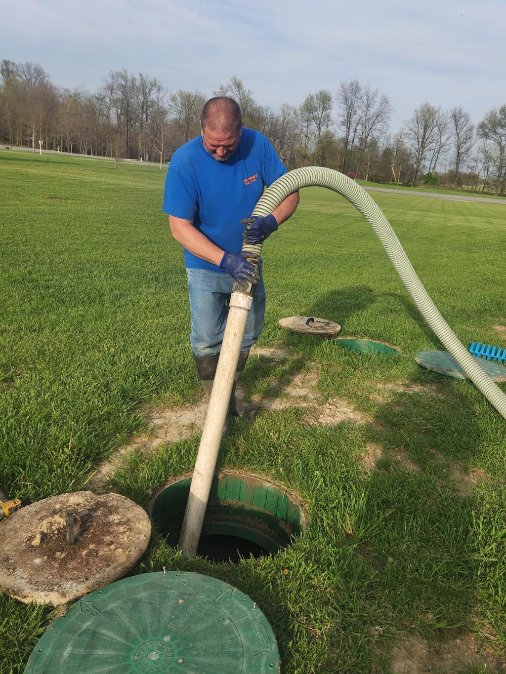 Big Brads Septic Service | 12705 N, IN-129, Batesville, IN 47006, USA | Phone: (812) 934-3734