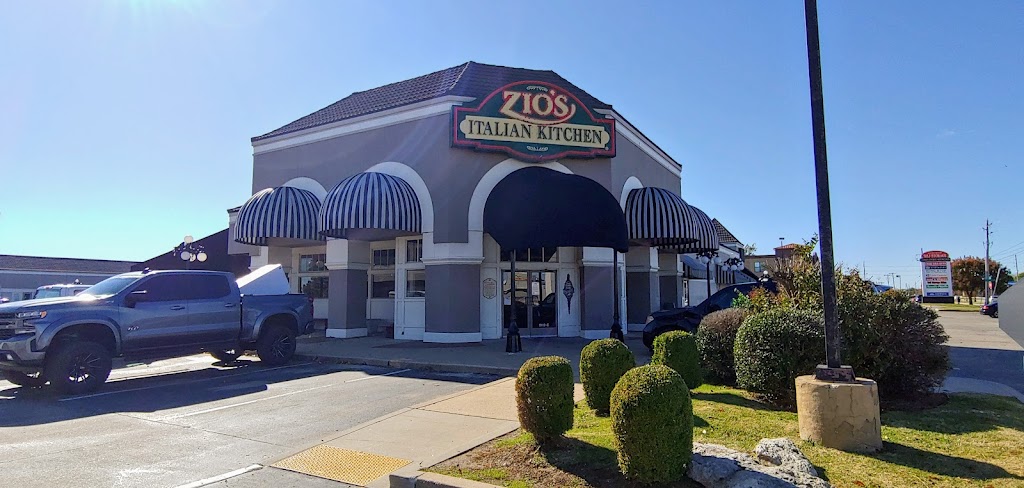Zios Italian Kitchen | 8112 S Lewis Ave, Tulsa, OK 74137, USA | Phone: (918) 298-9880