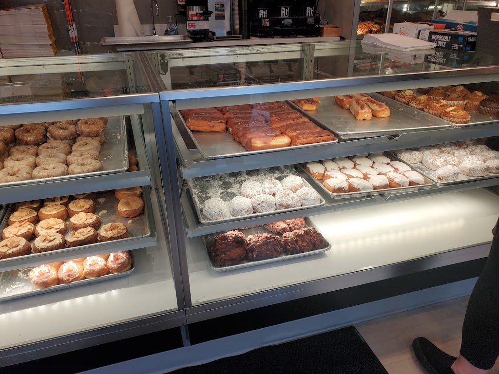 Glazed Donut Eatery | 607 N Detroit St, Xenia, OH 45385, USA | Phone: (937) 736-2031