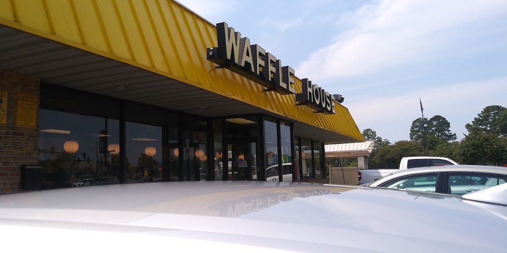 Waffle House | 2800 W Mercury Blvd, Hampton, VA 23666, USA | Phone: (757) 604-9704
