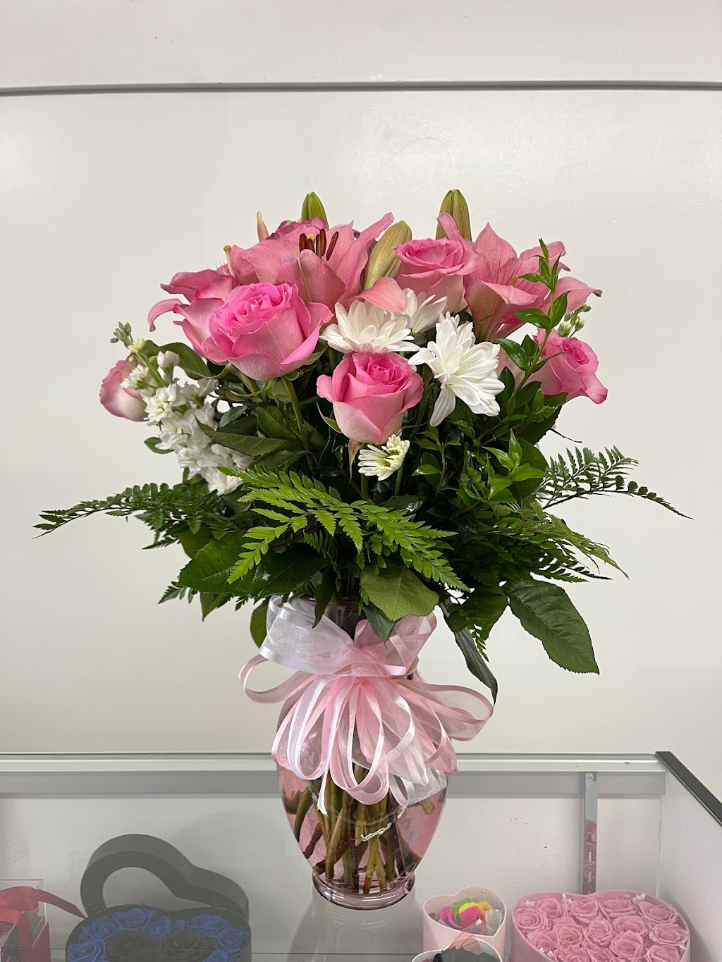 Fabulous Flowers & Gifts | 853 S State College Blvd, Anaheim, CA 92806, USA | Phone: (714) 396-8672