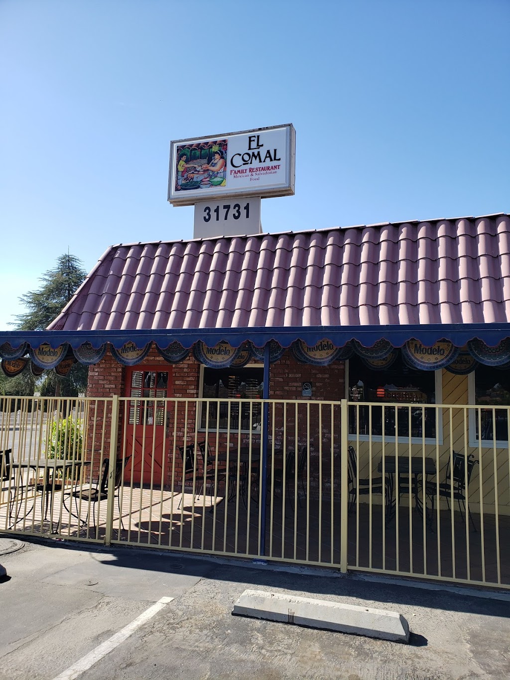 El Comal Cocina y Cantina | 31731 Riverside Dr, Lake Elsinore, CA 92530, USA | Phone: (951) 579-1759