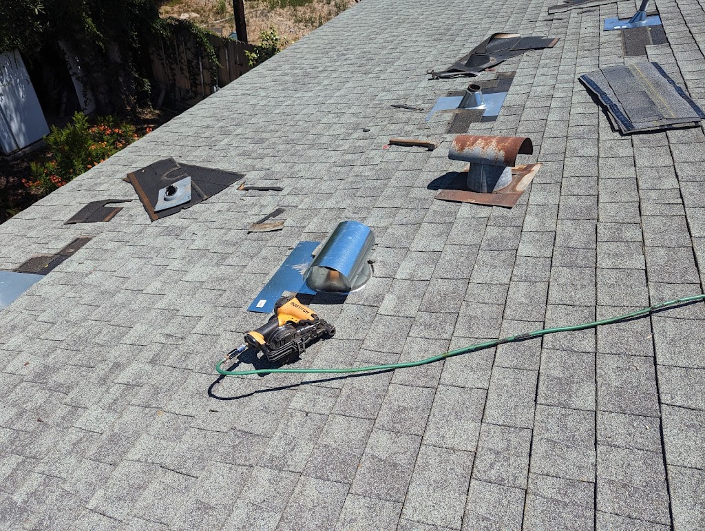 Osunas Roofing Pros | 344 W California Ave, Vista, CA 92083, USA | Phone: (760) 213-7492