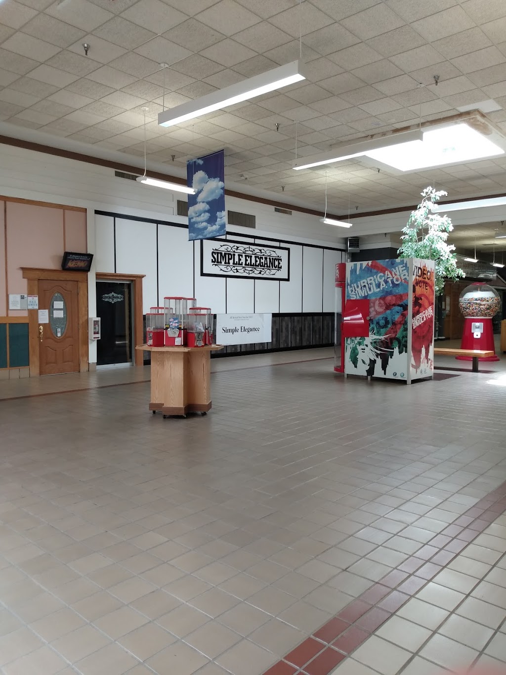 Woodland Mall | 1234 N Main St #62, Bowling Green, OH 43402, USA | Phone: (419) 354-4447