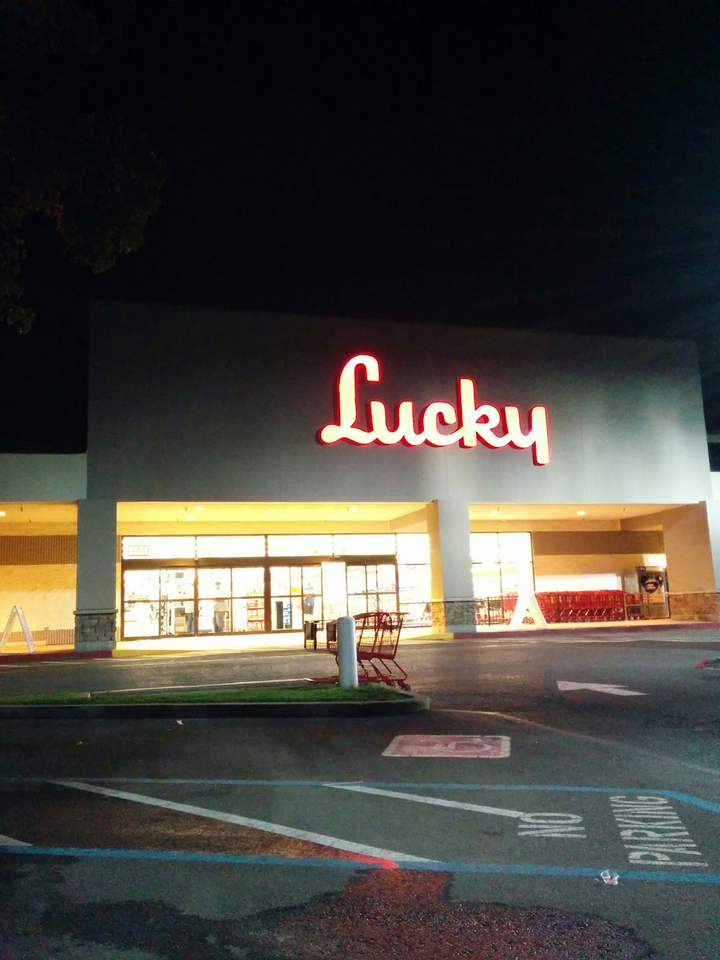 Lucky | 3190 Contra Loma Blvd, Antioch, CA 94509, USA | Phone: (925) 754-8824