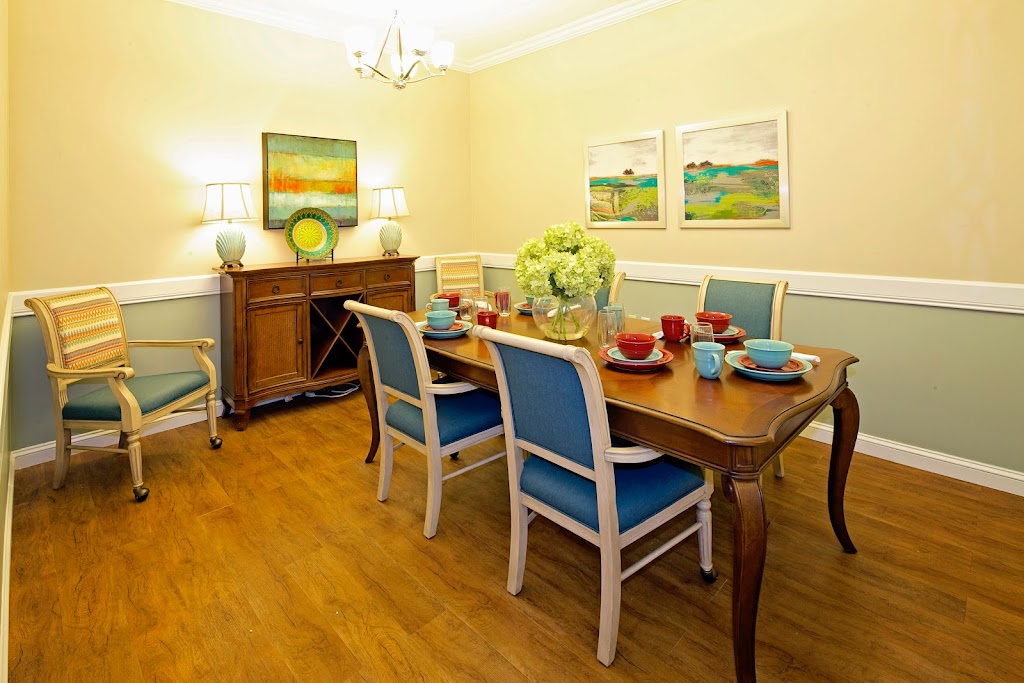 Commonwealth Senior Living at Hampton | 1030 Topping Ln, Hampton, VA 23666 | Phone: (757) 826-3728