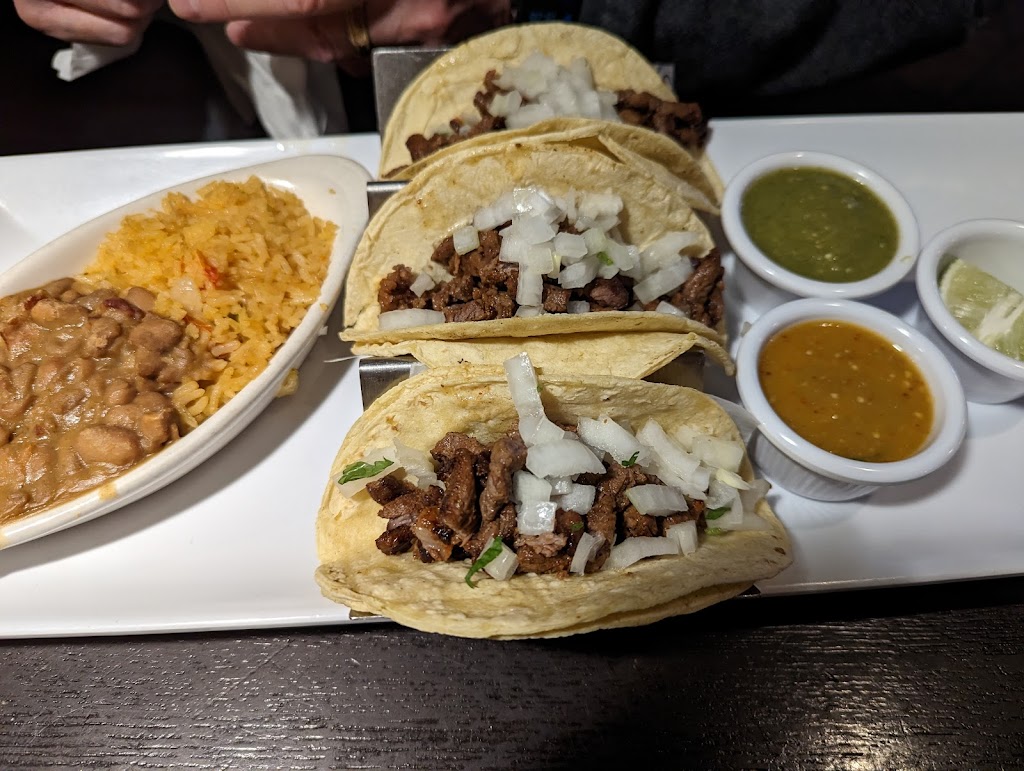 El Toro Mexican Bar & Grill | 710 Gardner Rd, Springboro, OH 45066, USA | Phone: (937) 748-2950