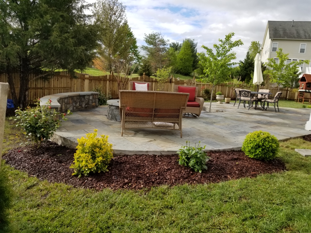 Amigos Landscaping, Contracting and Handyman Services | 11442 Vale Spring Dr, Oakton, VA 22124, USA | Phone: (703) 242-0018