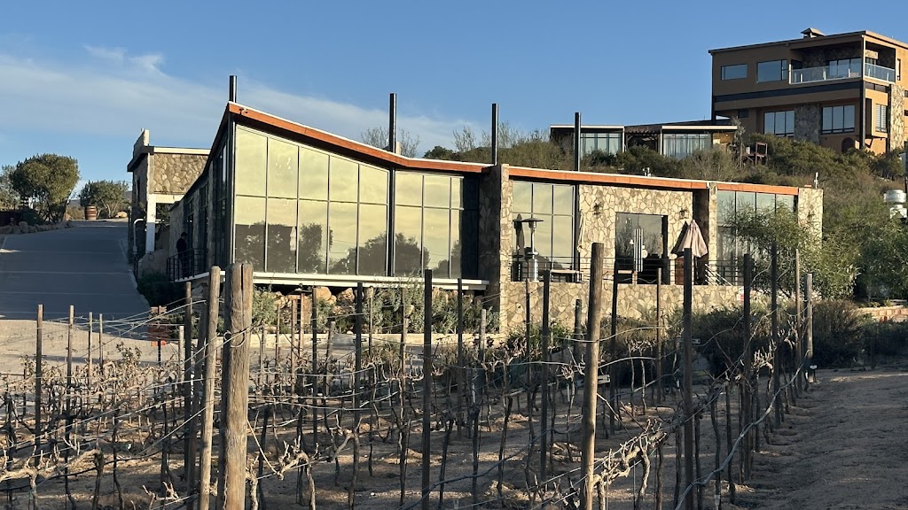 Salvia Blanca Cocina | Calle Merlot Parcela 325 Ejido El Porvenir, 22755 Francisco Zarco, B.C., Mexico | Phone: 646 103 4041