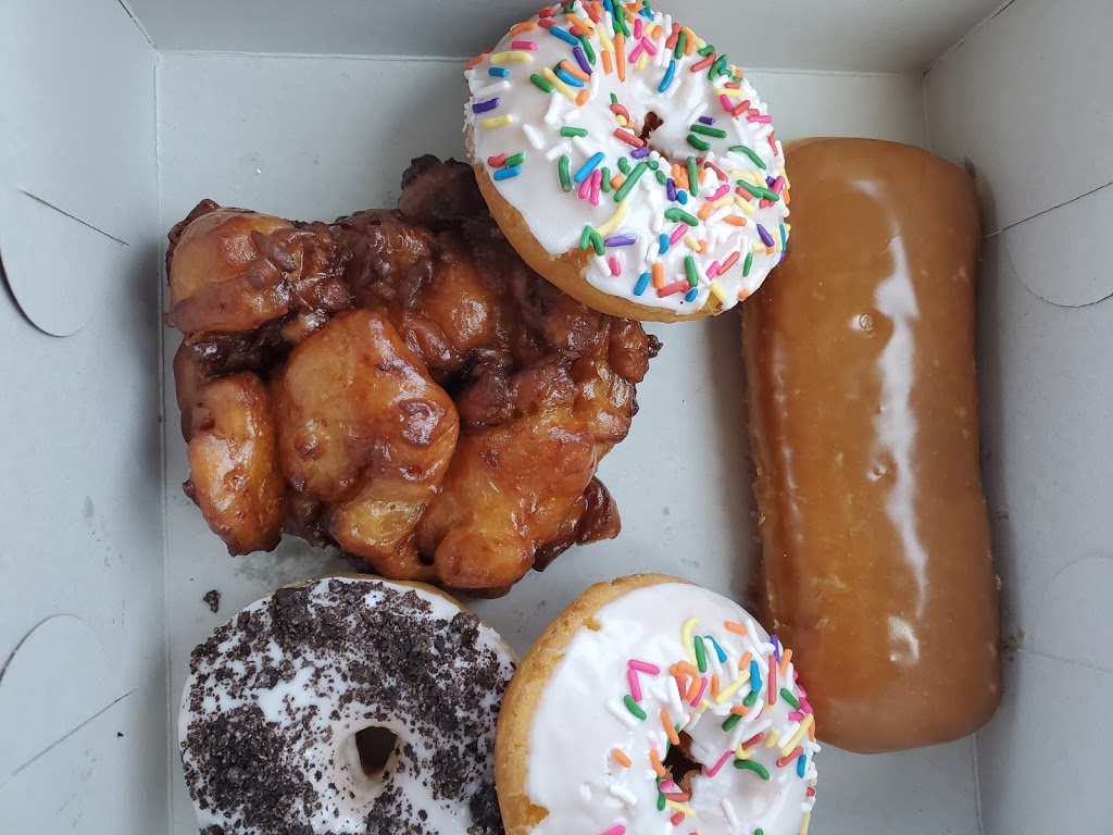 Sunrise Donuts | 725 Estrella Pkwy, Goodyear, AZ 85338, USA | Phone: (623) 932-9010