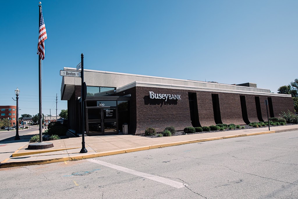 Busey Bank | 330 W Vandalia St, Edwardsville, IL 62025, USA | Phone: (618) 659-4444