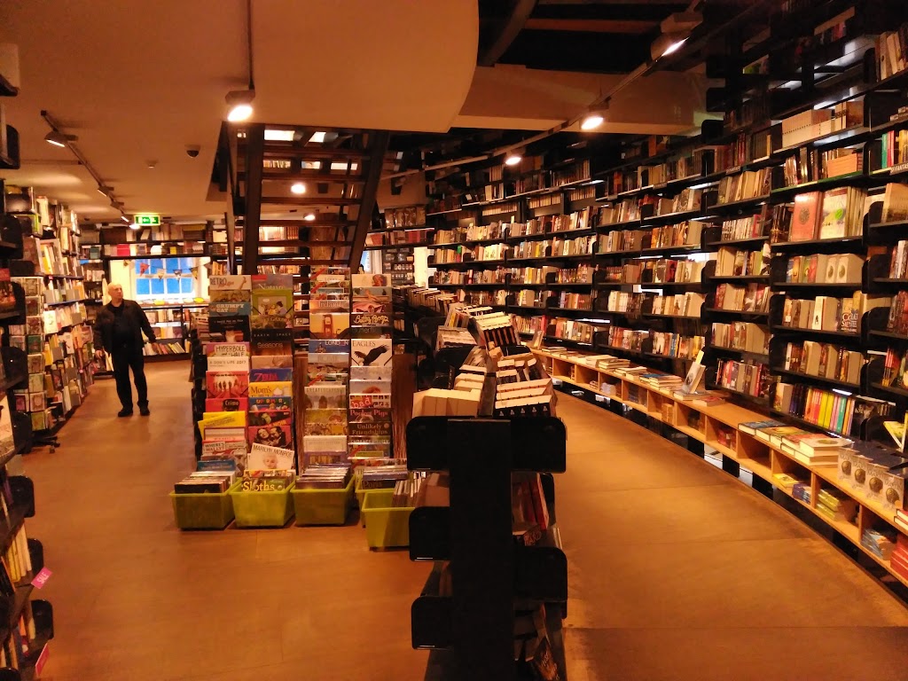 The American Book Center | Spui 12, 1012 XA Amsterdam, Netherlands | Phone: 020 625 5537