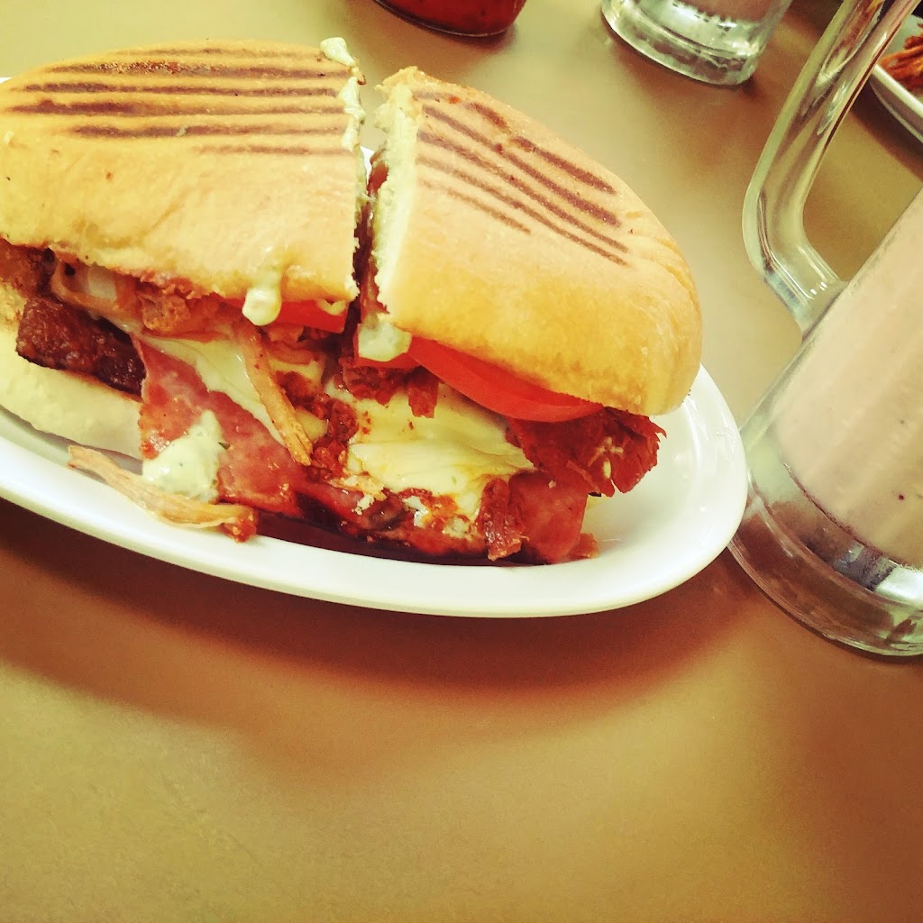 Tortas Sinaloa | 1520 W 6th St #108, Corona, CA 92882, USA | Phone: (951) 372-0777