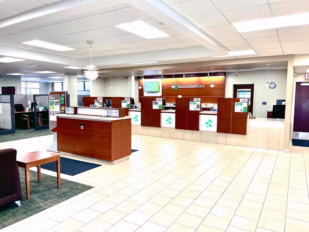 Associated Bank | 4407 Cottage Grove Rd, Madison, WI 53716, USA | Phone: (608) 259-4275