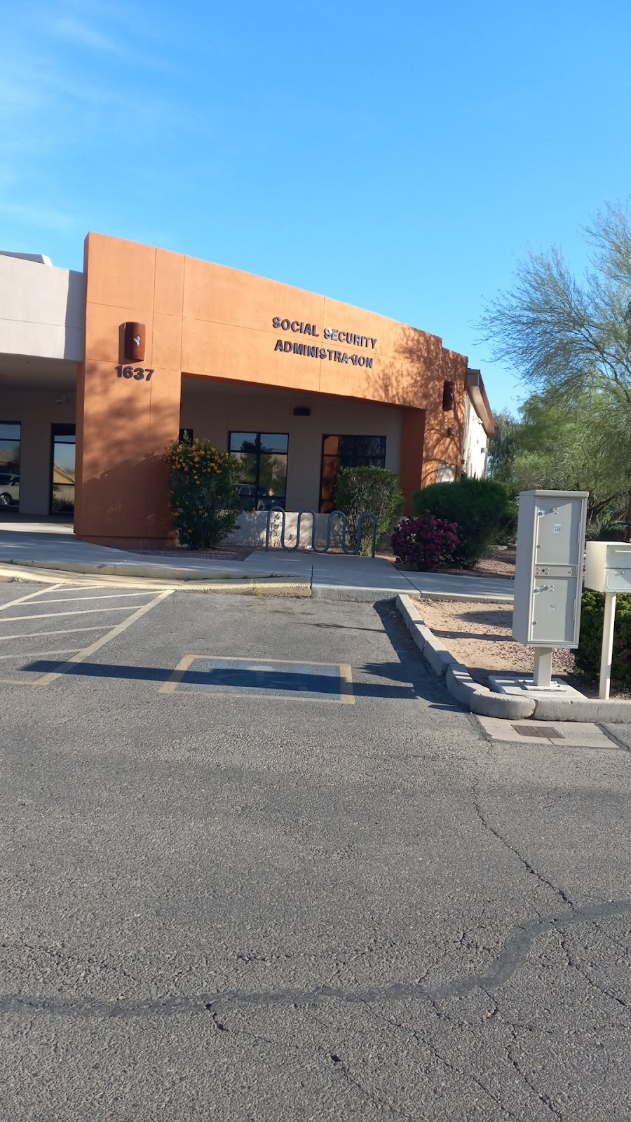 Social Security Administration | 1637 E Monument Plaza Cir Suite 2, Casa Grande, AZ 85122, USA | Phone: (800) 772-1213