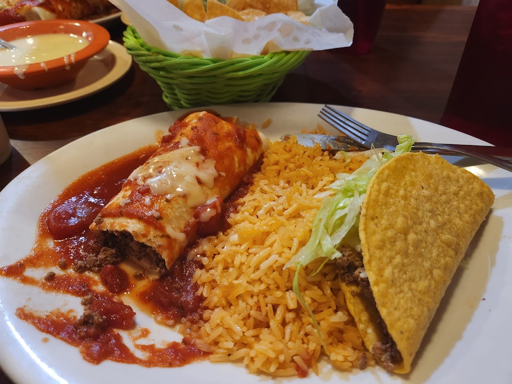 Mis Pueblos Méxican Restaurant | 8230 Camp Creek Blvd # 101, Olive Branch, MS 38654, USA | Phone: (662) 890-9084