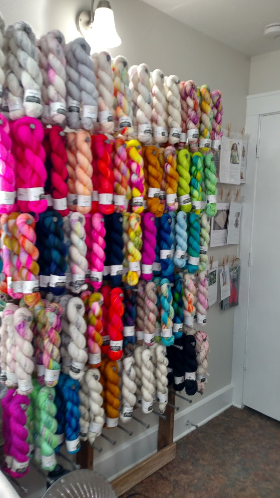 McKinney Knittery | 117 W Louisiana St, McKinney, TX 75069, USA | Phone: (469) 714-4002