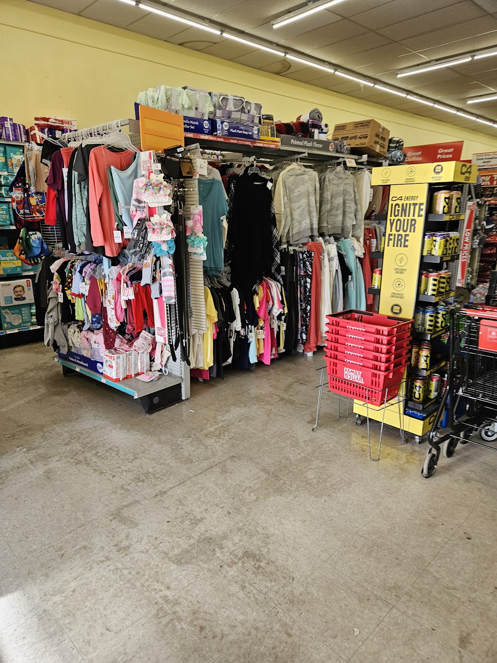 Family Dollar | 907 E Bradford St, Marion, IN 46952, USA | Phone: (765) 573-0544