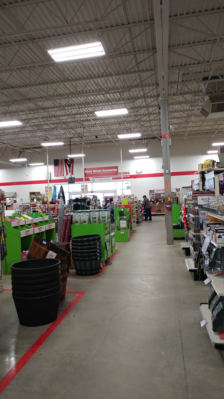 Tractor Supply Co. | 3768 Pearl Rd, Medina, OH 44256, USA | Phone: (330) 722-0200
