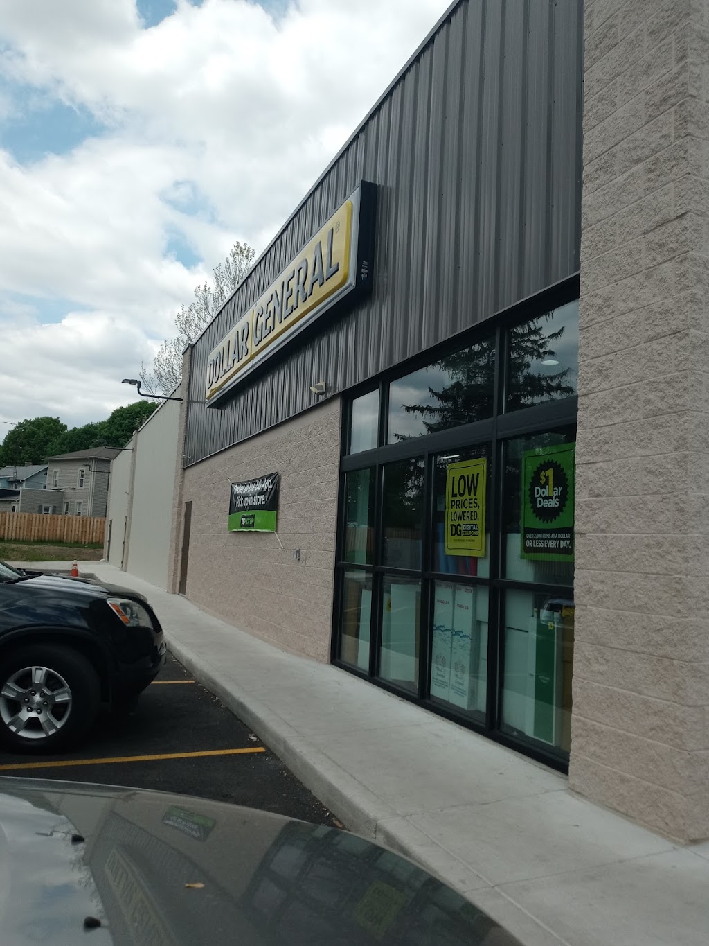 Dollar General | 235 N Sandusky St, Tiffin, OH 44883, USA | Phone: (567) 938-0330