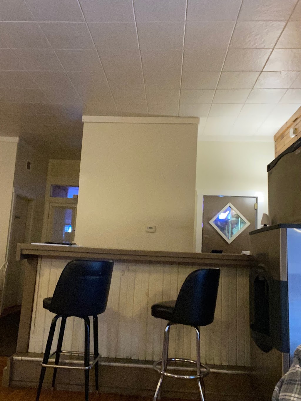 Stoney Point Restaurant and Lounge | 1087 Jefferson Rd, Waynesburg, PA 15370, USA | Phone: (724) 883-2450